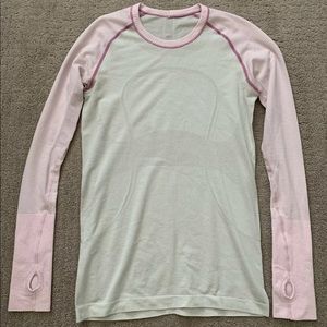 EUC lululemon Swiftly LS ~ Clarity Grey/Lilac Snow